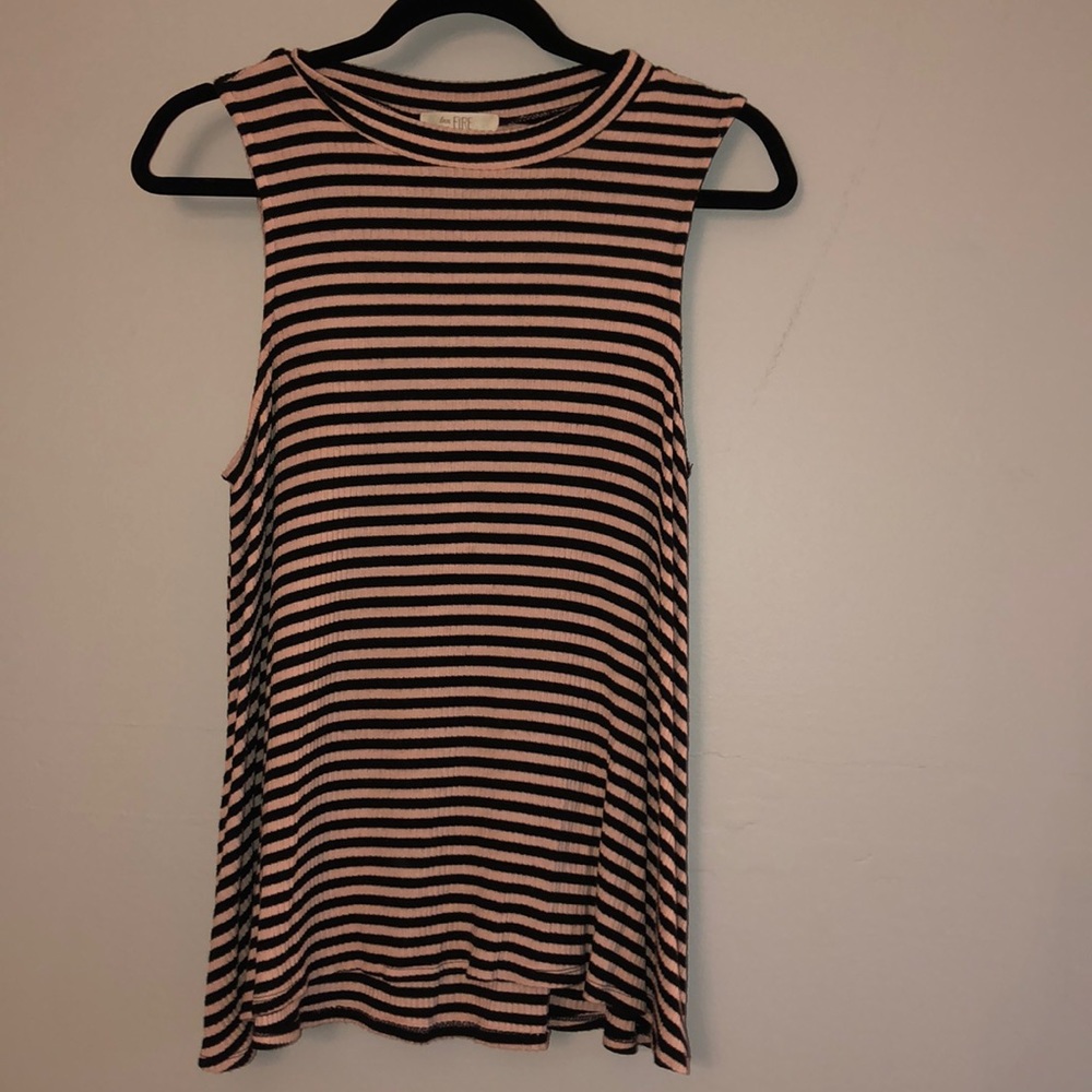 Horizontal strip  tank!